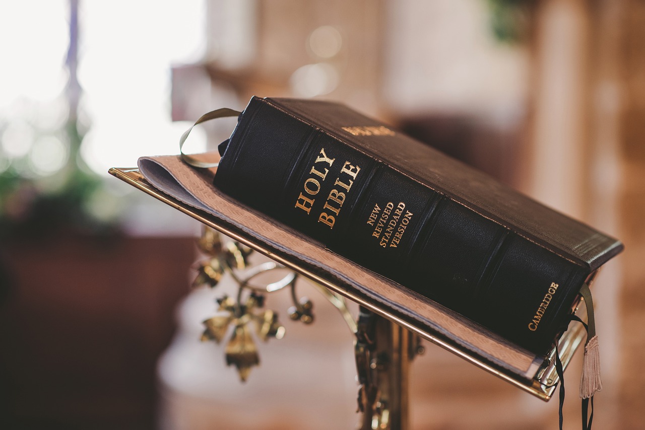 holy-bible1.jpg